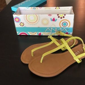 Anna yellow sandals